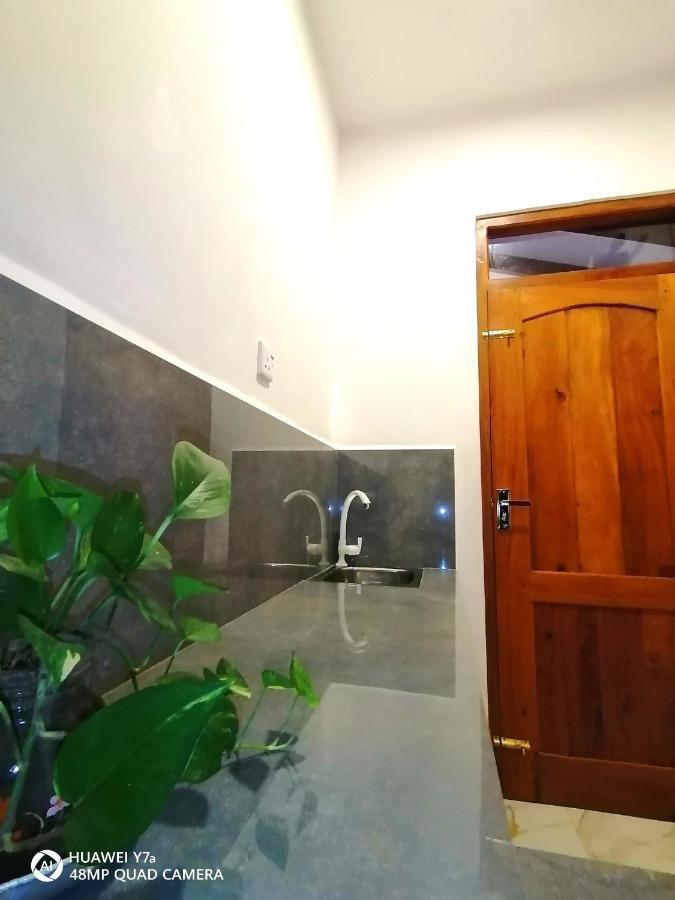 Villa Wismar Хикадува Екстериор снимка