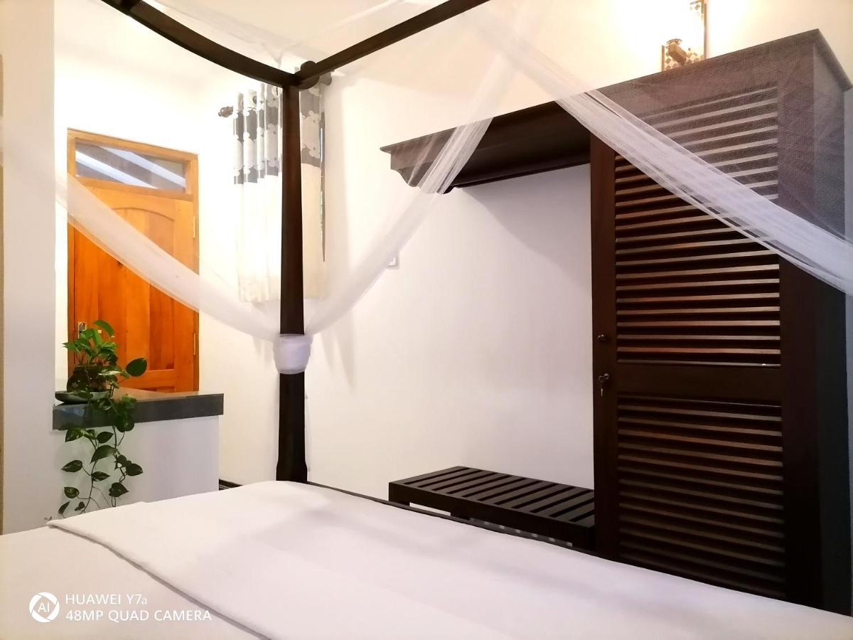 Villa Wismar Хикадува Екстериор снимка