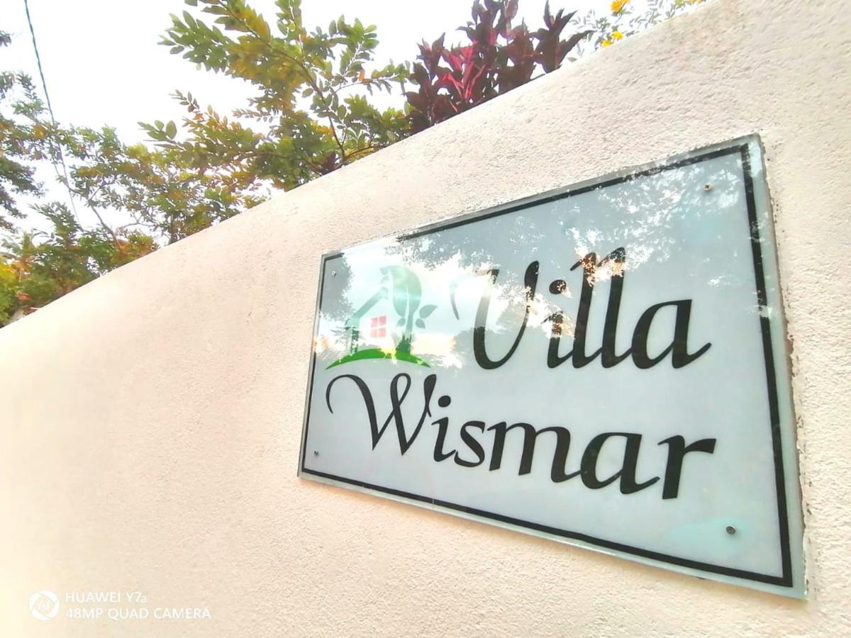 Villa Wismar Хикадува Екстериор снимка