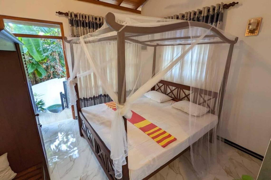 Villa Wismar Хикадува Екстериор снимка