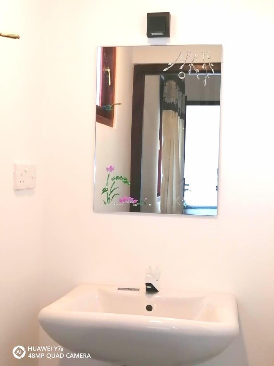 Villa Wismar Хикадува Стая снимка